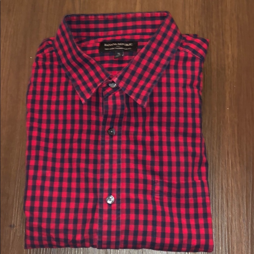 Long sleeve casual button down shirt